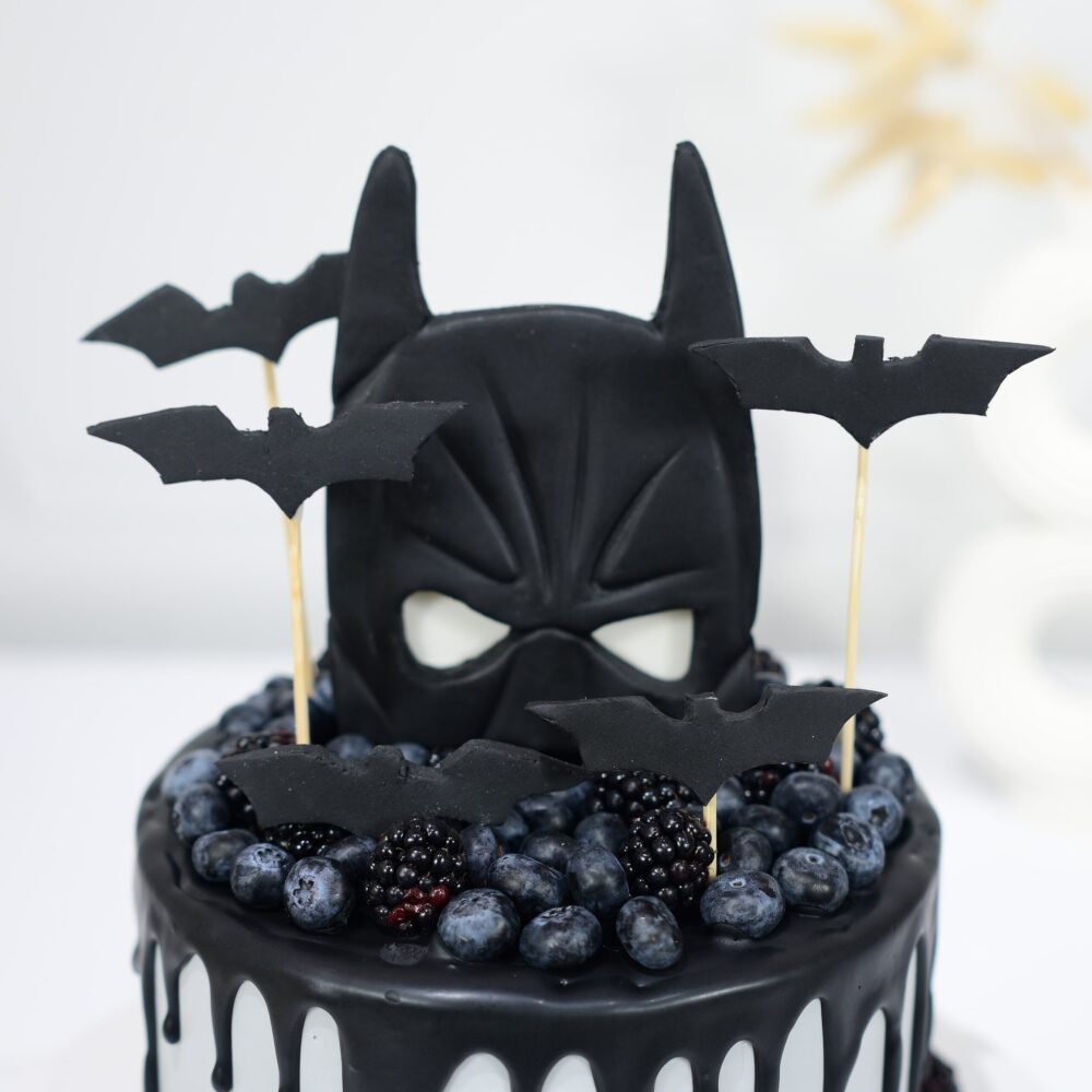 BATMAN CAKE - Image 2